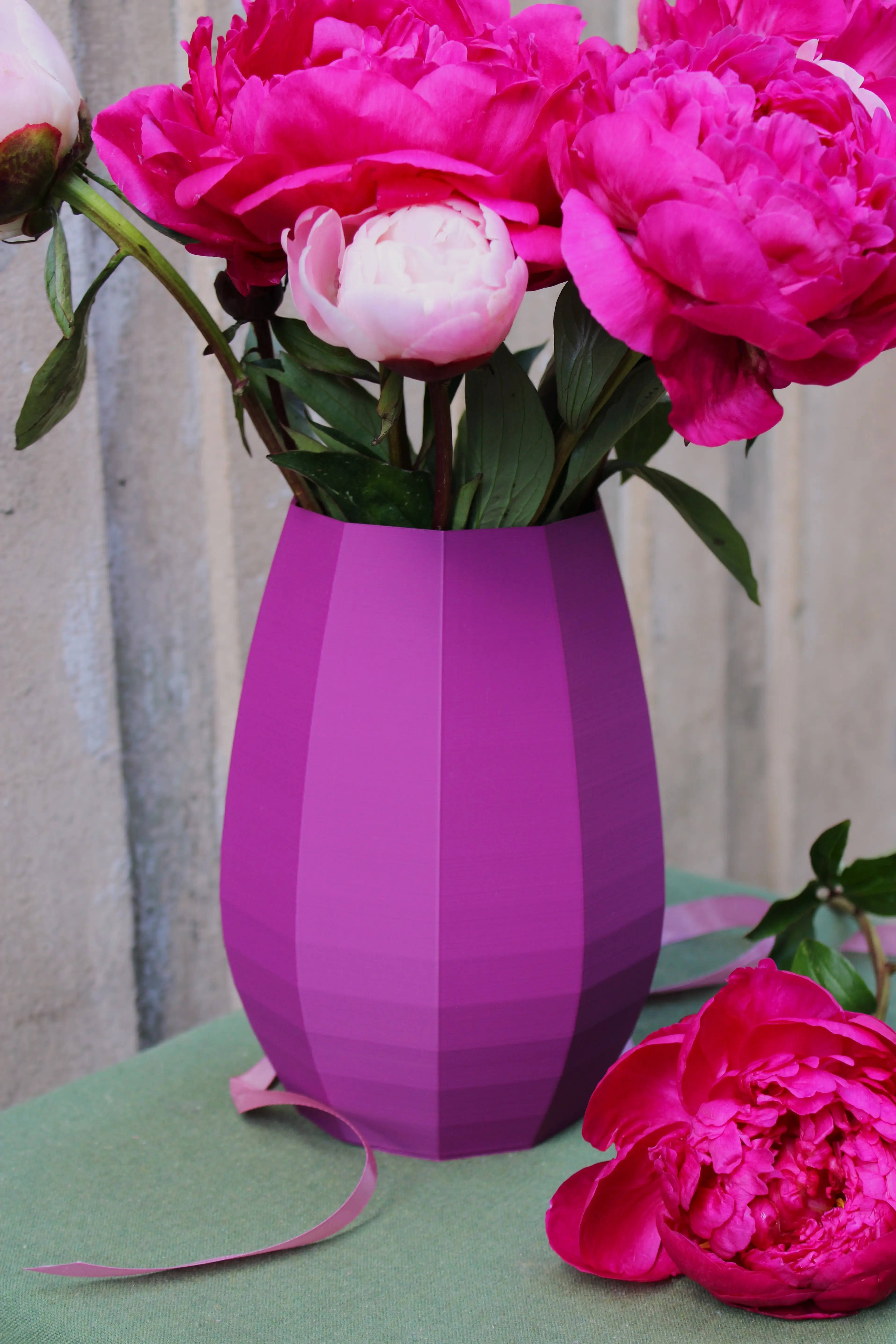 WAZP vase with flowers